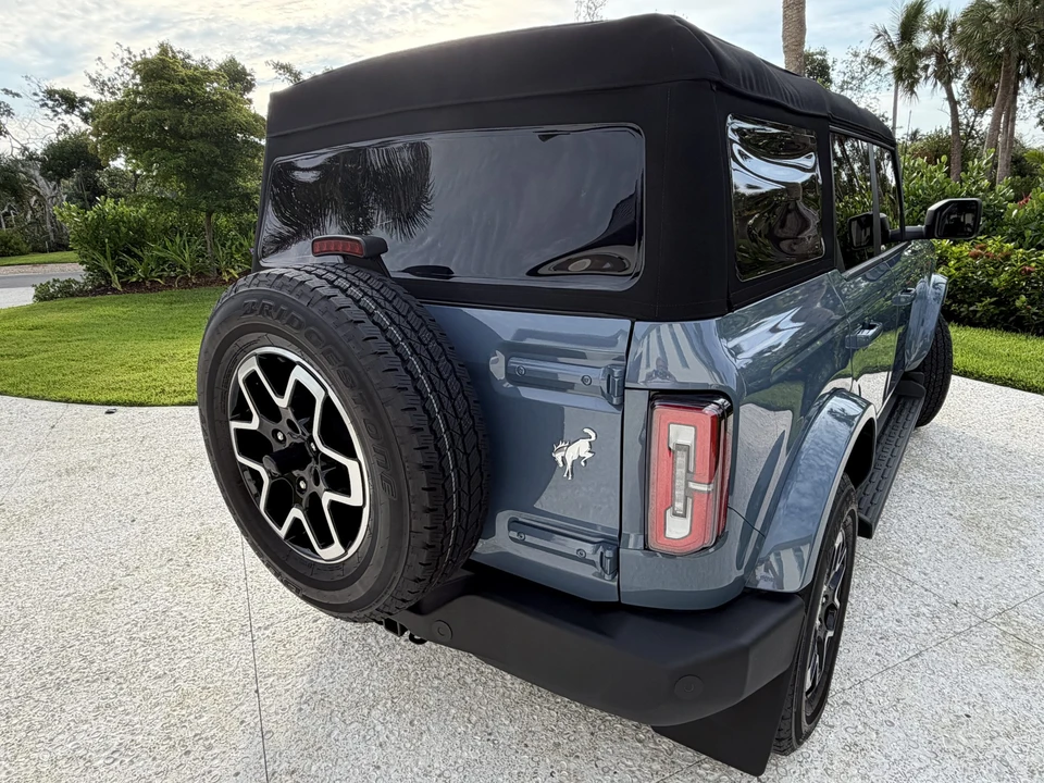2025 Ford Bronco 6th Gen - Image 12 of 31