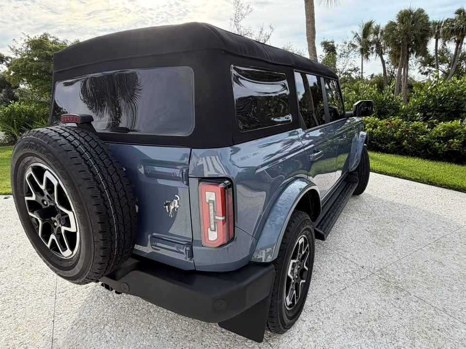 2025 Ford Bronco 6th Gen - Image 13 of 31