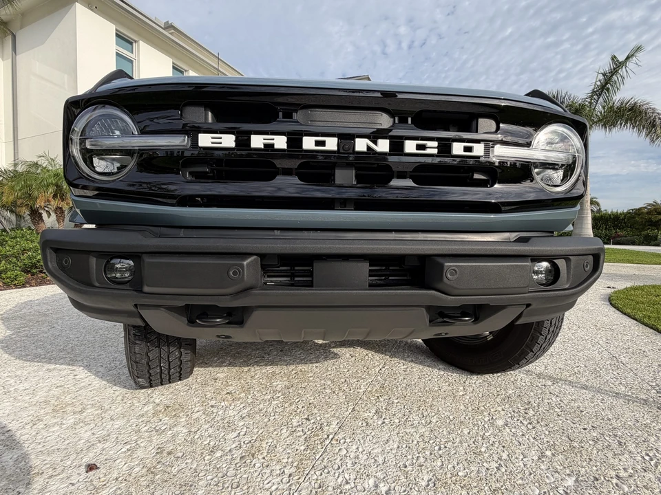 2025 Ford Bronco 6th Gen - Image 25 of 31