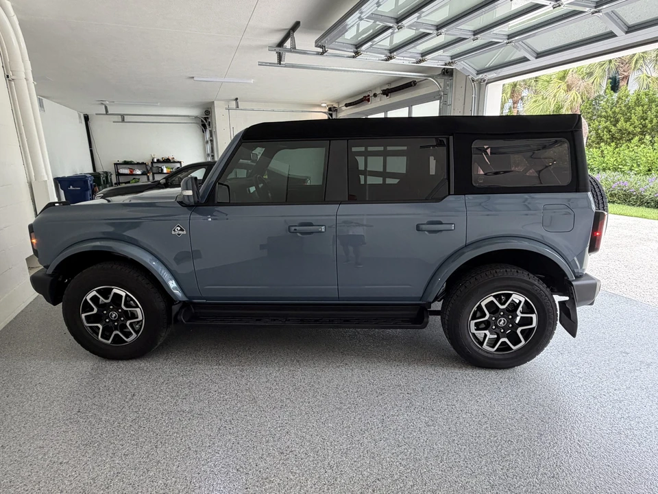 2025 Ford Bronco 6th Gen - Image 23 of 31