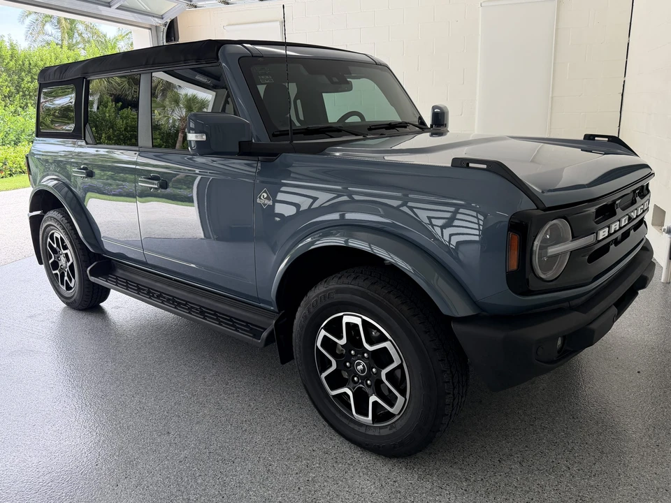 2025 Ford Bronco 6th Gen - Image 20 of 31