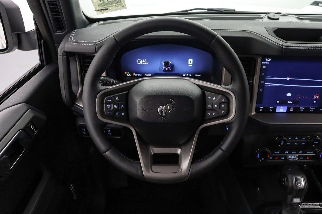2025 Ford Bronco 6th Gen - Image 15 of 21