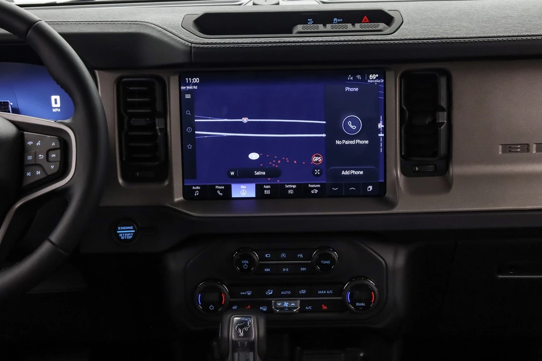 2025 Ford Bronco 6th Gen - Image 17 of 21