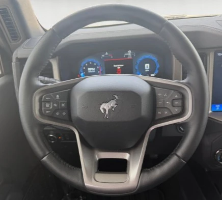 2025 Ford Bronco 6th Gen - Image 8 of 12