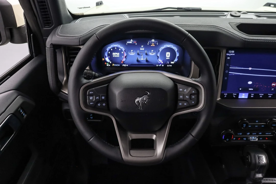2025 Ford Bronco 6th Gen - Image 16 of 21