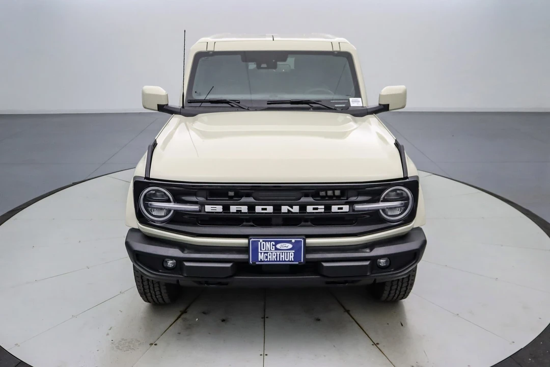 2025 Ford Bronco 6th Gen - Image 10 of 21