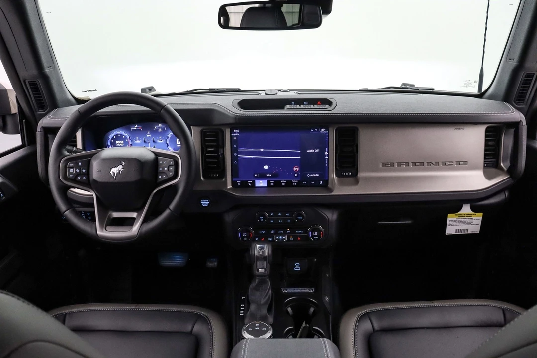 2025 Ford Bronco 6th Gen - Image 17 of 21