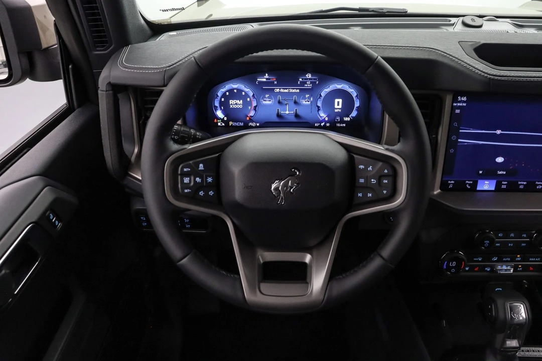 2025 Ford Bronco 6th Gen - Image 16 of 21