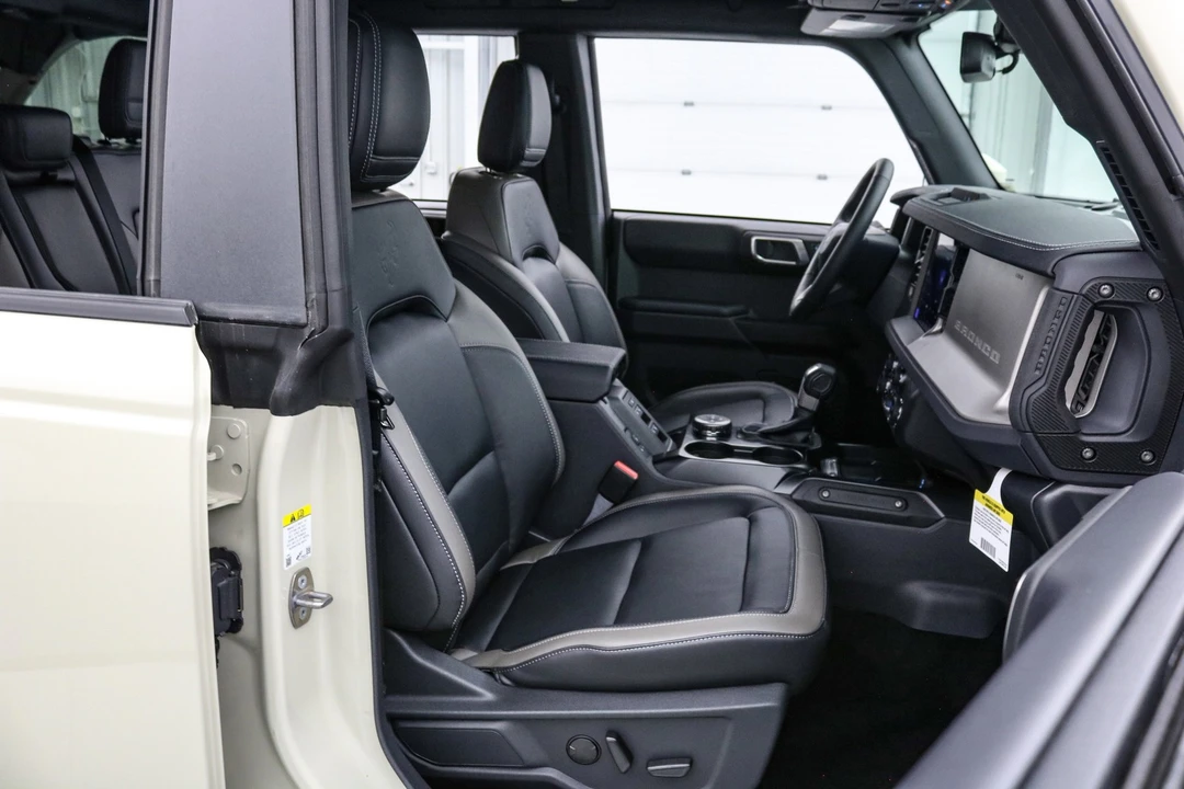 2025 Ford Bronco 6th Gen - Image 21 of 21