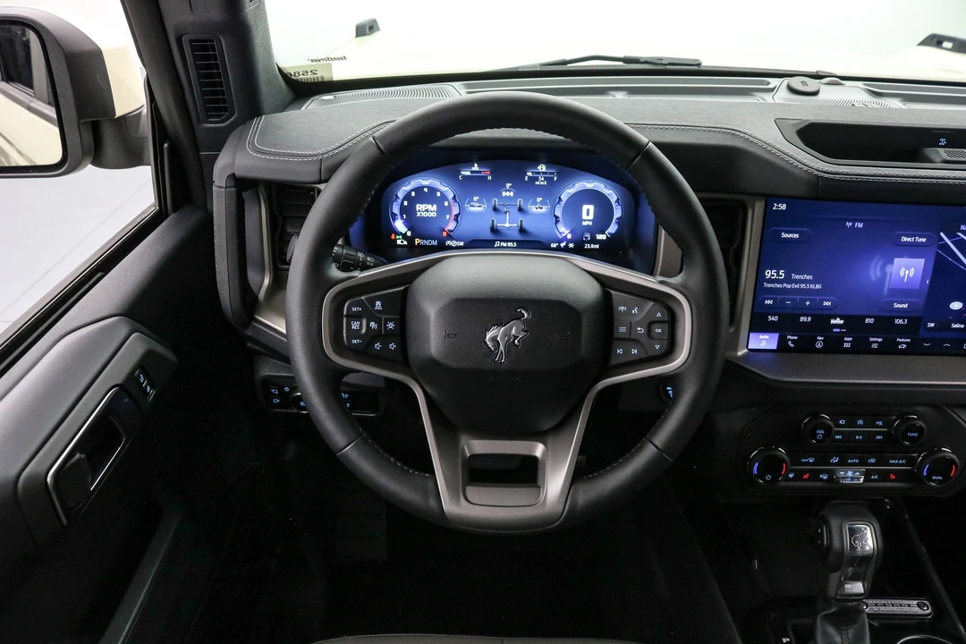 2025 Ford Bronco 6th Gen - Image 14 of 21