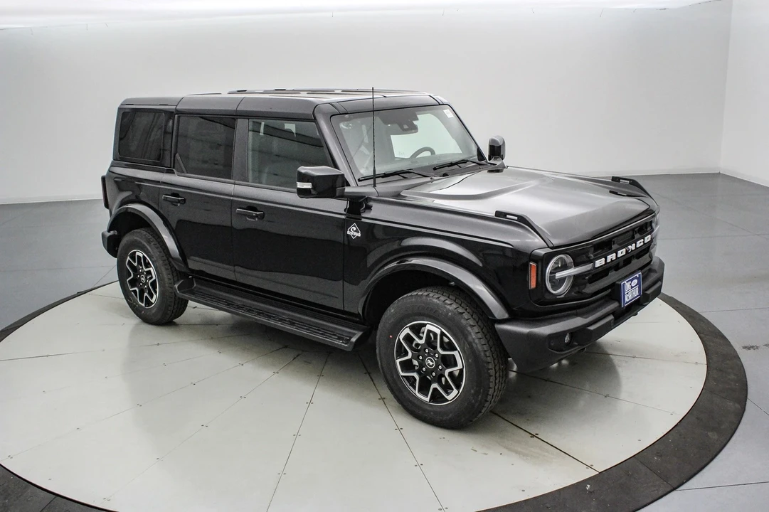 2025 Ford Bronco 6th Gen - Image 2 of 21