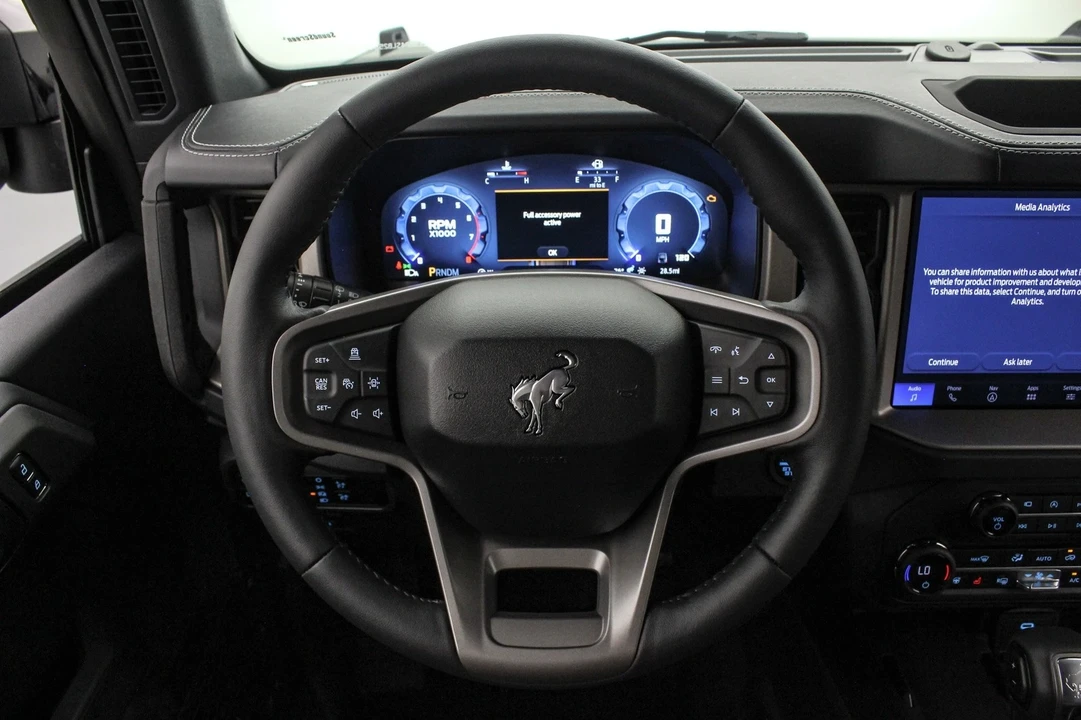 2025 Ford Bronco 6th Gen - Image 15 of 21