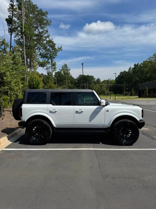 2025 Ford Bronco 6th Gen - Image 4 of 14