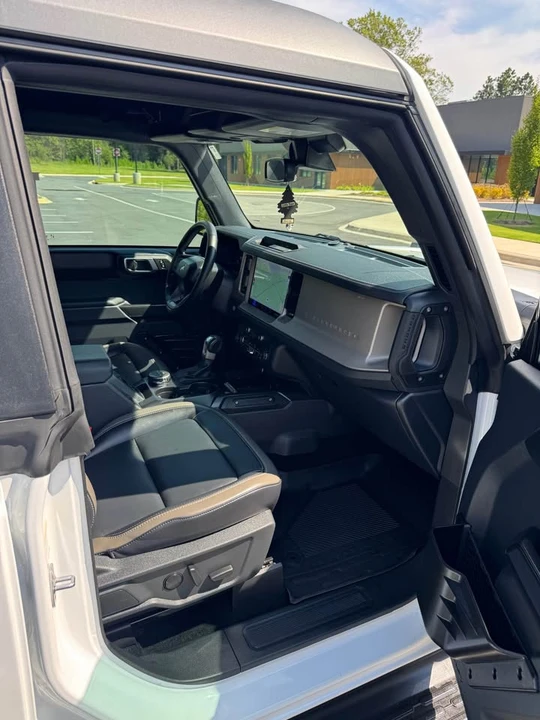 2025 Ford Bronco 6th Gen - Image 8 of 14