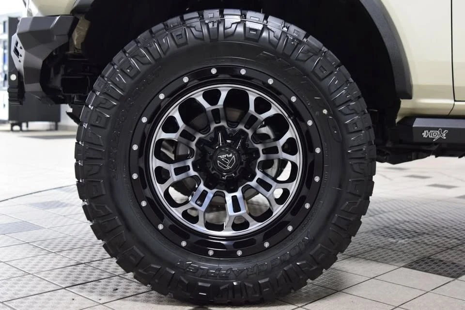 2025 Ford Bronco 6th Gen - Image 10 of 17