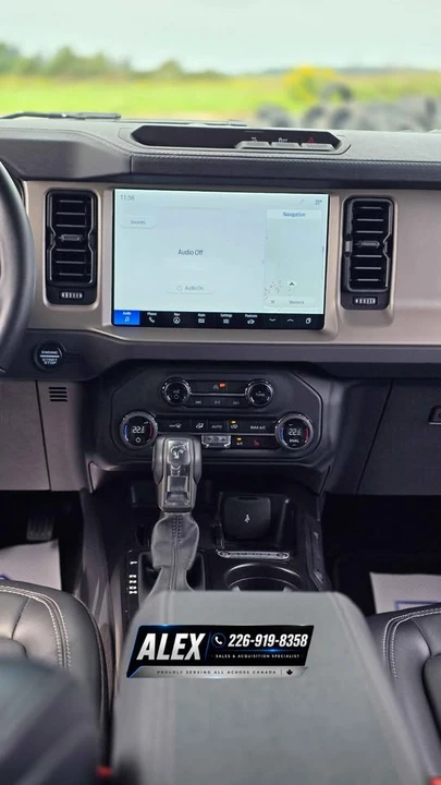 2025 Ford Bronco 6th Gen - Image 15 of 20