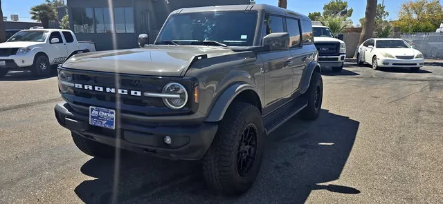 2025 Ford Bronco Outer Banks
