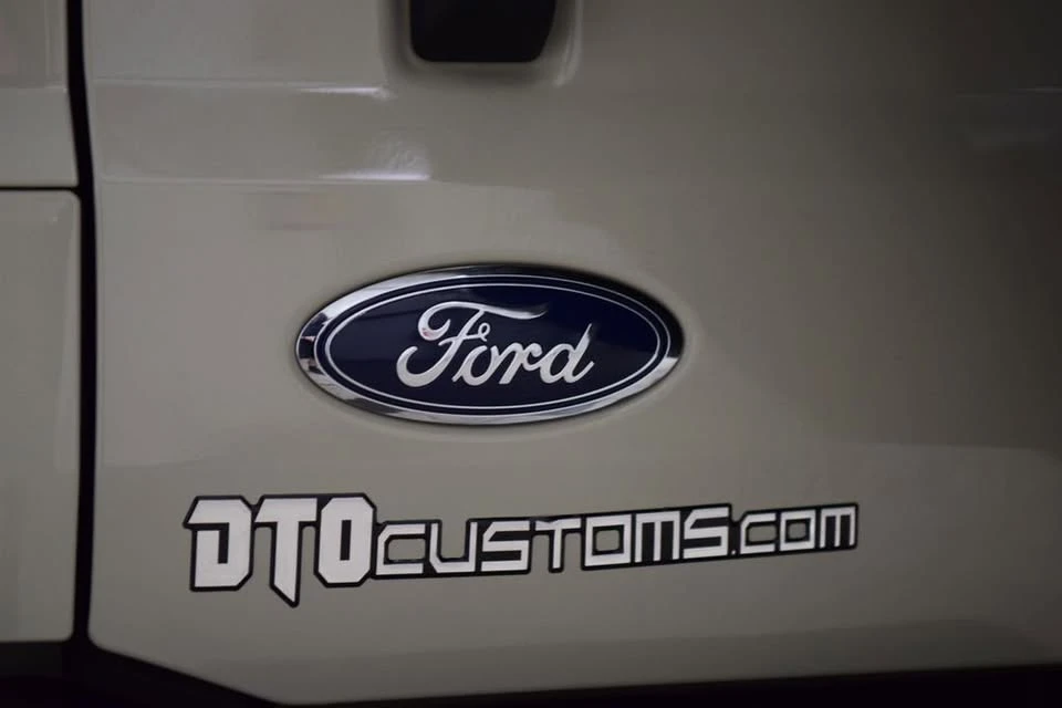 2025 Ford Bronco 6th Gen - Image 9 of 17