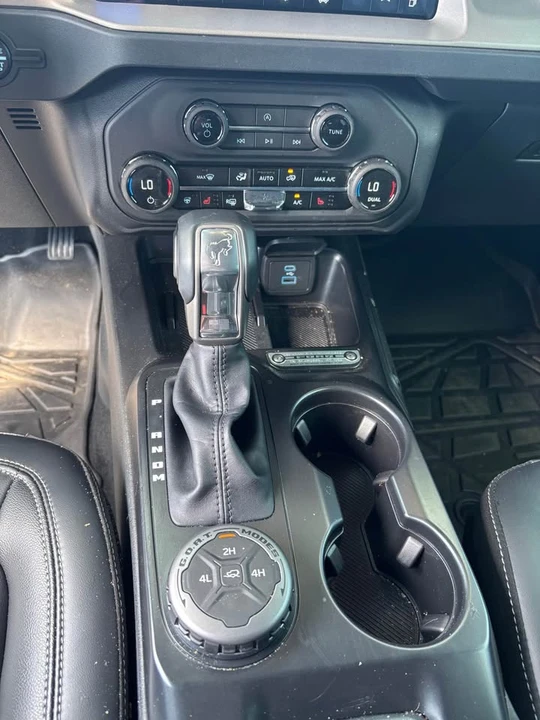 2025 Ford Bronco 6th Gen - Image 13 of 16