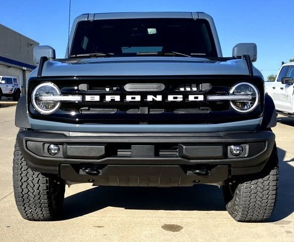 2025 Ford Bronco 6th Gen - Image 10 of 20