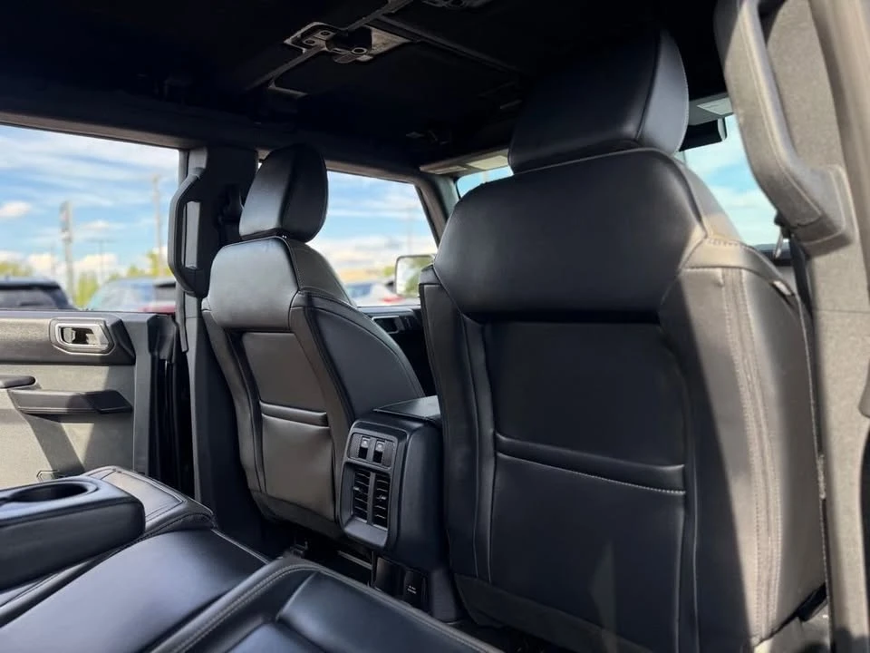 2025 Ford Bronco 6th Gen - Image 18 of 20