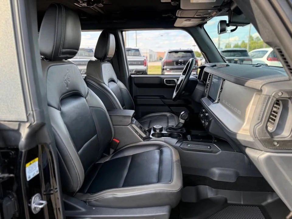 2025 Ford Bronco 6th Gen - Image 15 of 20