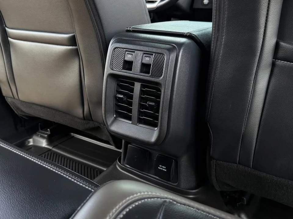 2025 Ford Bronco 6th Gen - Image 19 of 20