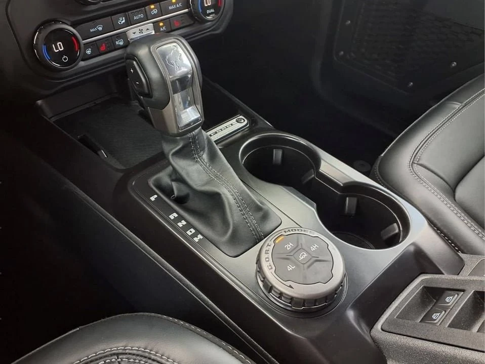 2025 Ford Bronco 6th Gen - Image 10 of 10