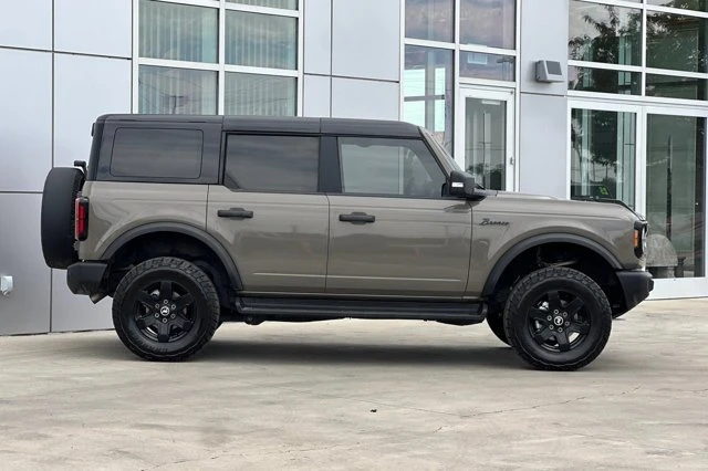 2025 Ford Bronco 6th Gen - Image 3 of 20