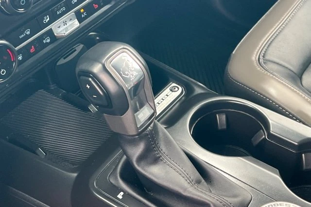 2025 Ford Bronco 6th Gen - Image 19 of 20
