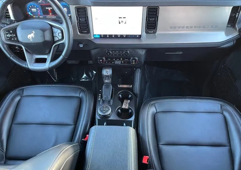 2025 Ford Bronco 6th Gen - Image 15 of 18