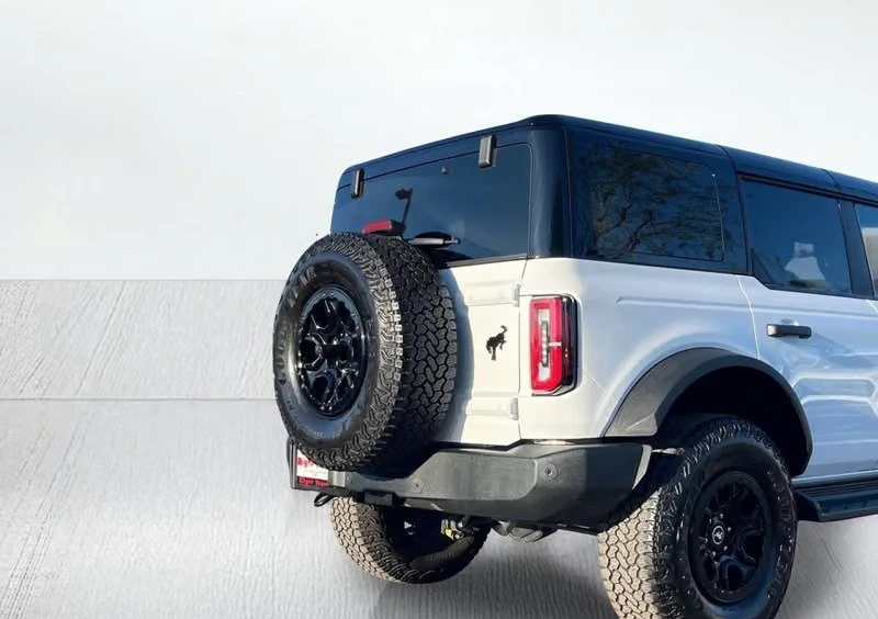2025 Ford Bronco 6th Gen - Image 9 of 18