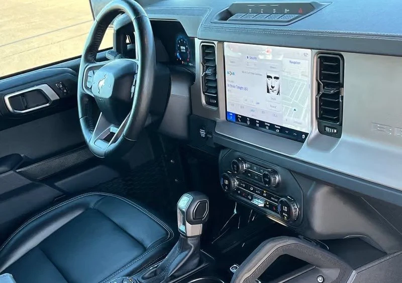 2025 Ford Bronco 6th Gen - Image 10 of 18