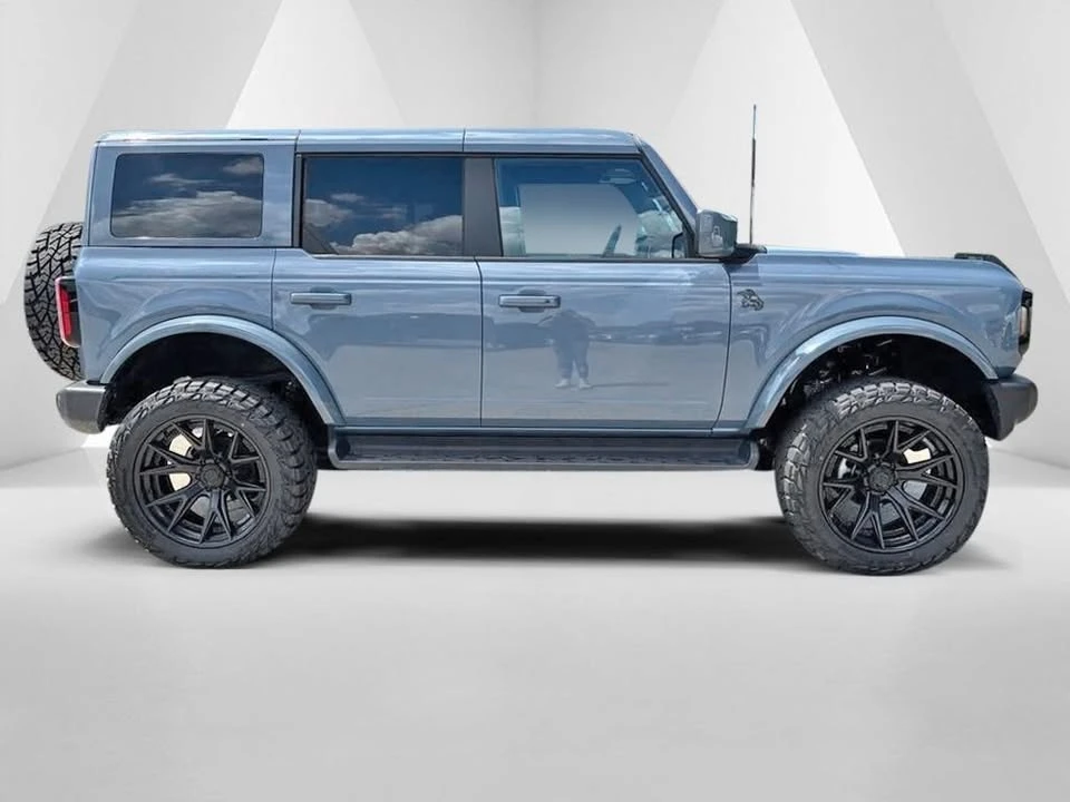 2025 Ford Bronco 6th Gen - Image 5 of 19
