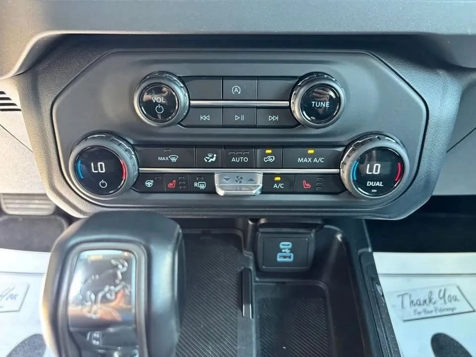 2025 Ford Bronco 6th Gen - Image 14 of 19