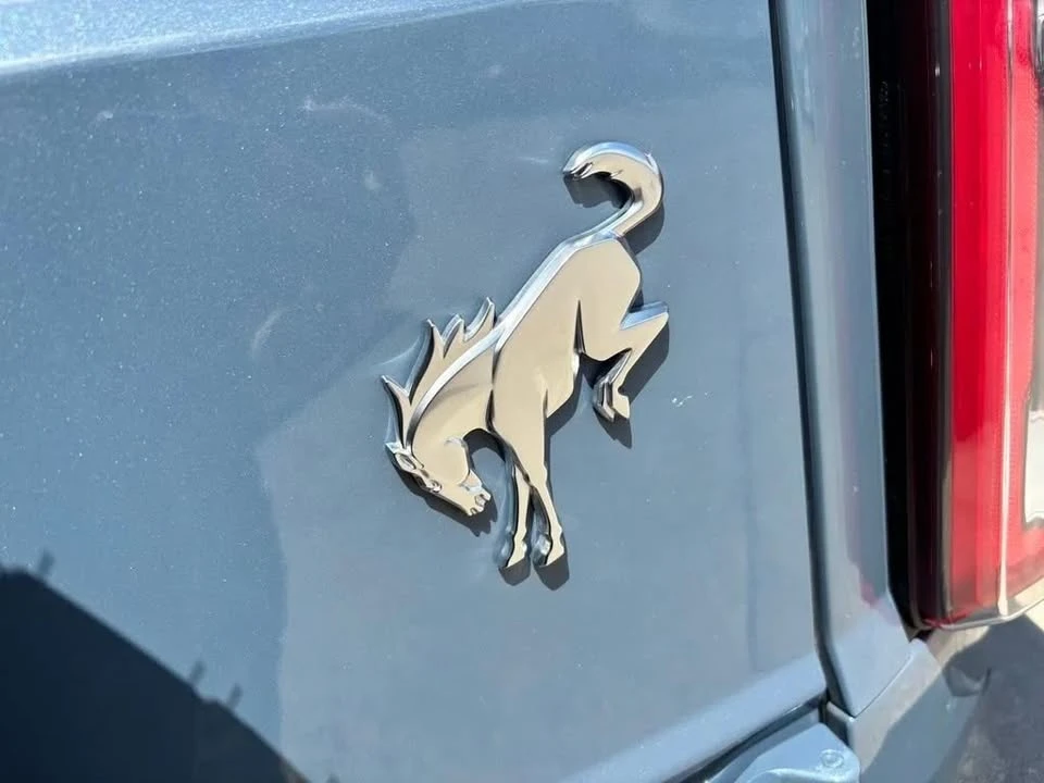2025 Ford Bronco 6th Gen - Image 6 of 19