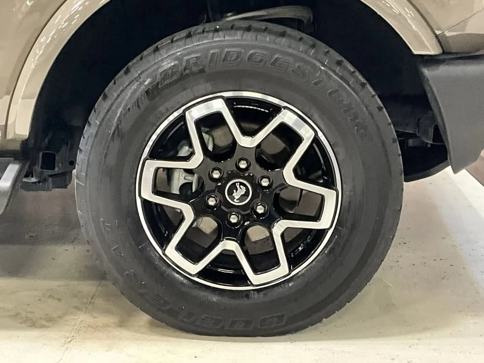 2025 Ford Bronco 6th Gen - Image 5 of 15