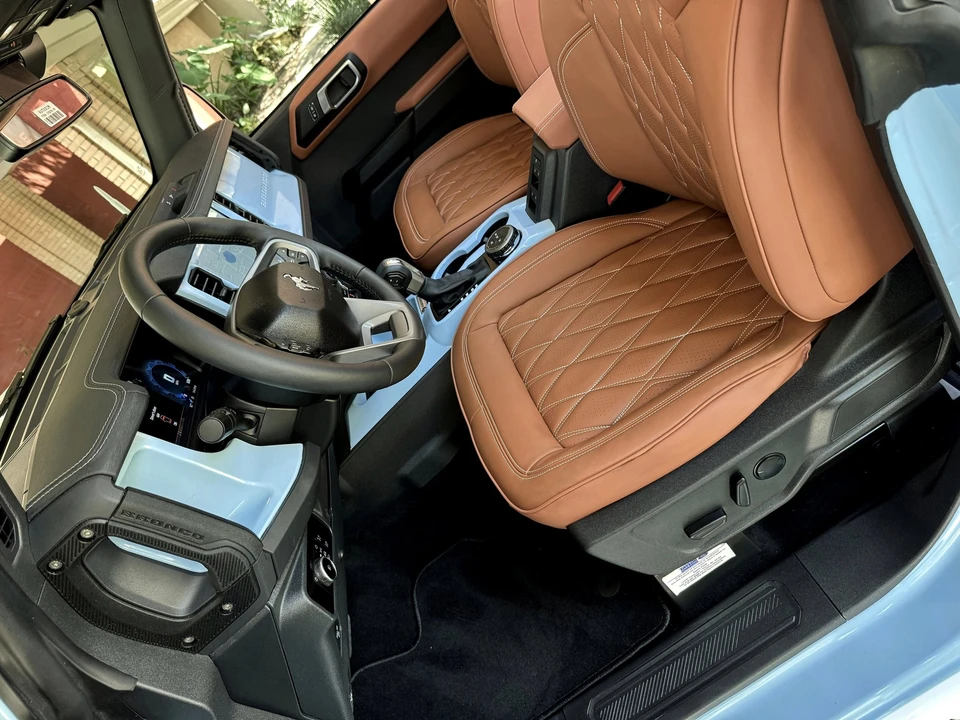 2025 Ford Bronco 6th Gen - Image 17 of 21