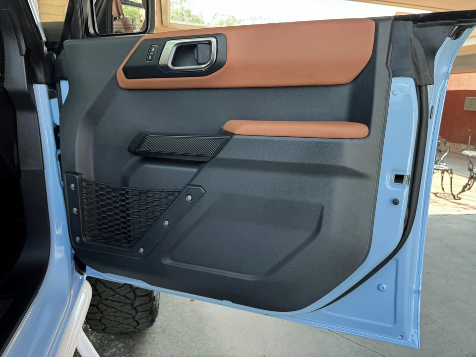 2025 Ford Bronco 6th Gen - Image 20 of 21