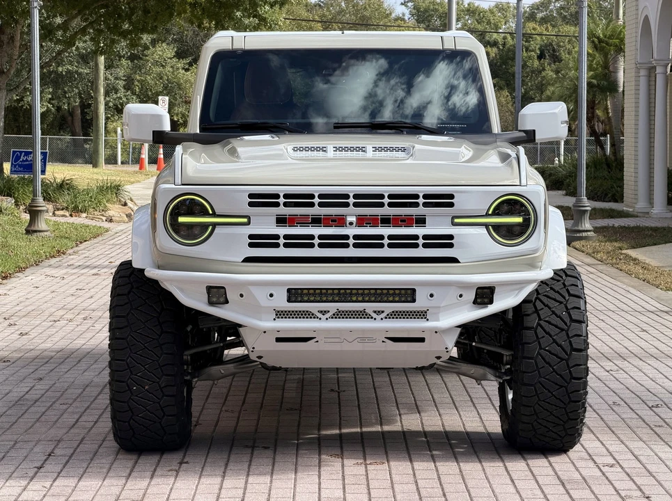 2025 Ford Bronco 6th Gen - Image 5 of 21