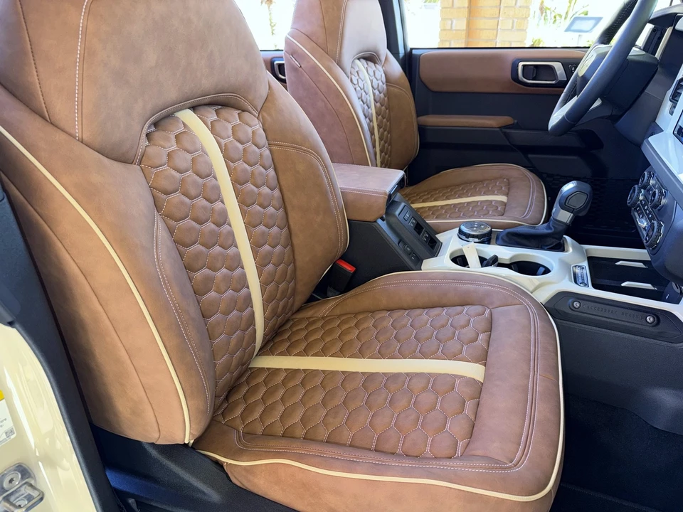 2025 Ford Bronco 6th Gen - Image 19 of 21