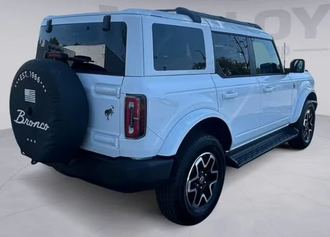 2025 Ford Bronco 6th Gen - Image 5 of 12