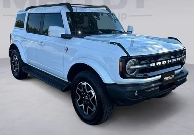 2025 Ford Bronco 6th Gen - Image 6 of 12