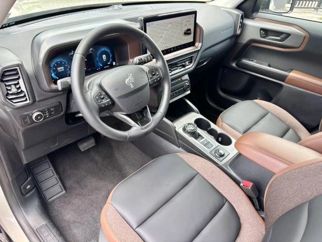 2025 Ford Bronco 6th Gen - Image 10 of 31