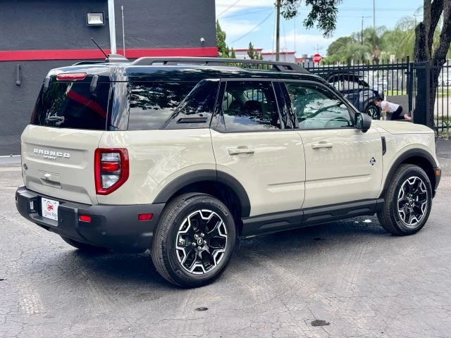 2025 Ford Bronco 6th Gen - Image 6 of 31