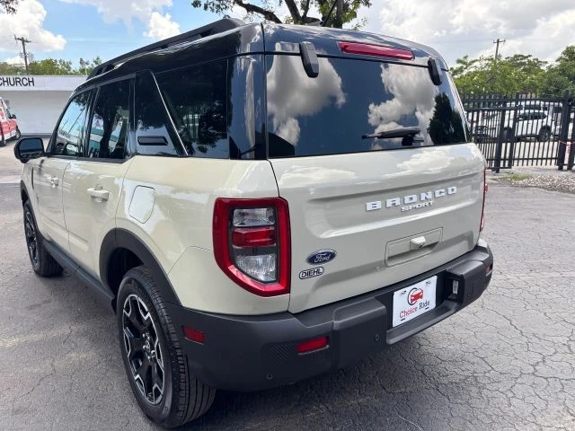 2025 Ford Bronco 6th Gen - Image 28 of 31