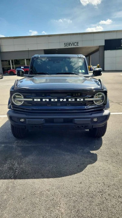 2025 Ford Bronco 6th Gen - Image 2 of 10