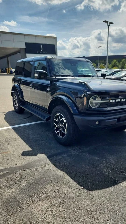2025 Ford Bronco 6th Gen - Image 3 of 10