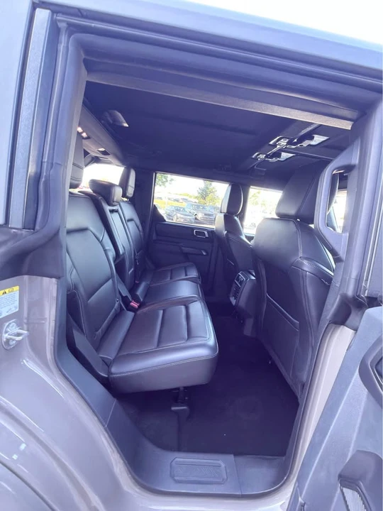 2025 Ford Bronco 6th Gen - Image 19 of 20