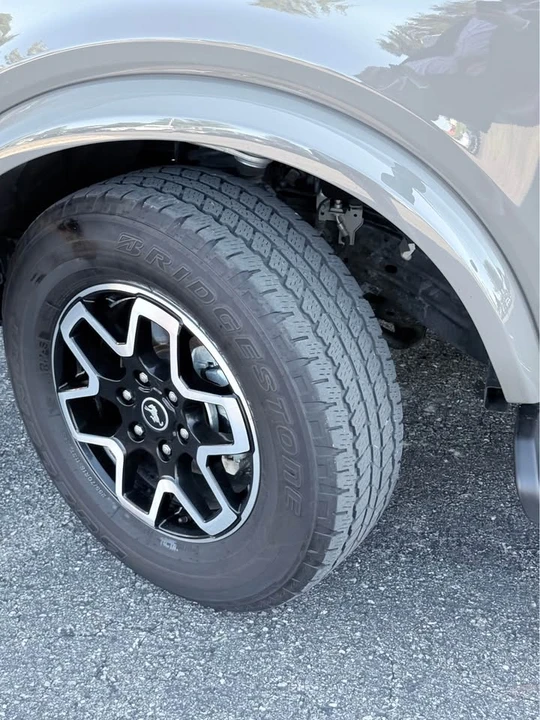 2025 Ford Bronco 6th Gen - Image 8 of 20
